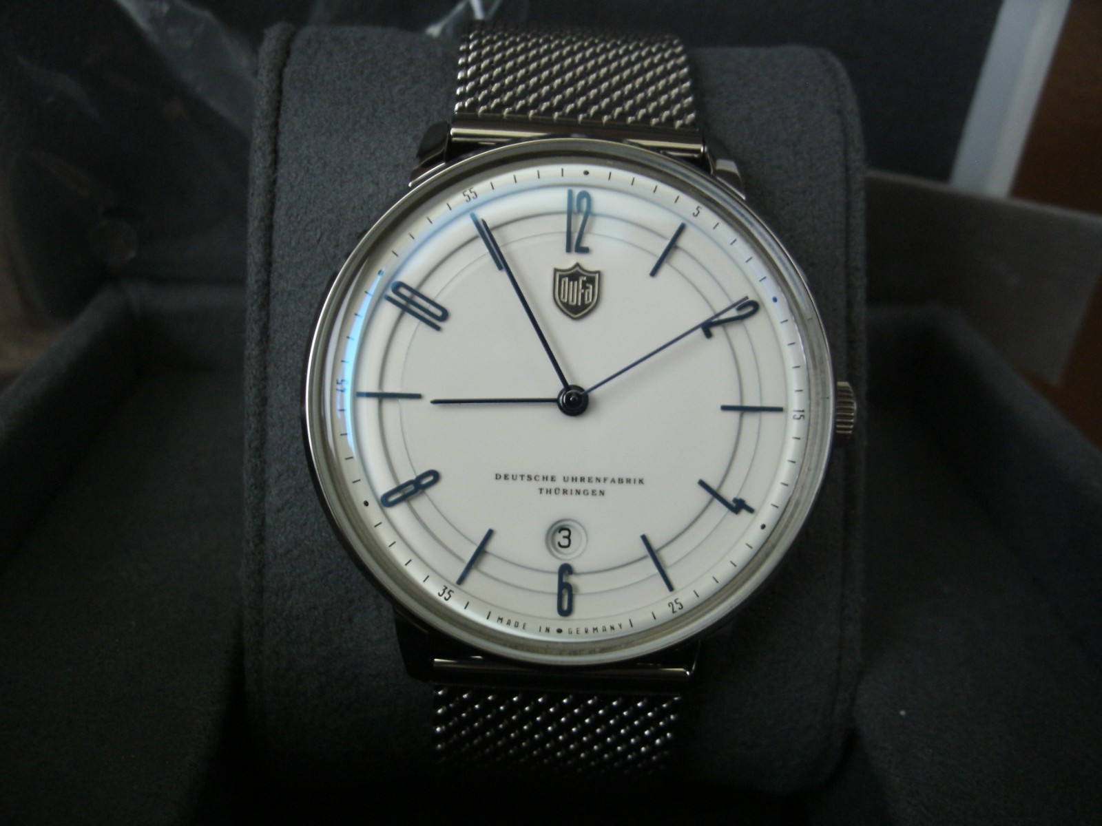 Dufa DF-9016 Bayer Watch working, keeping time. Swiss Sellita SW200