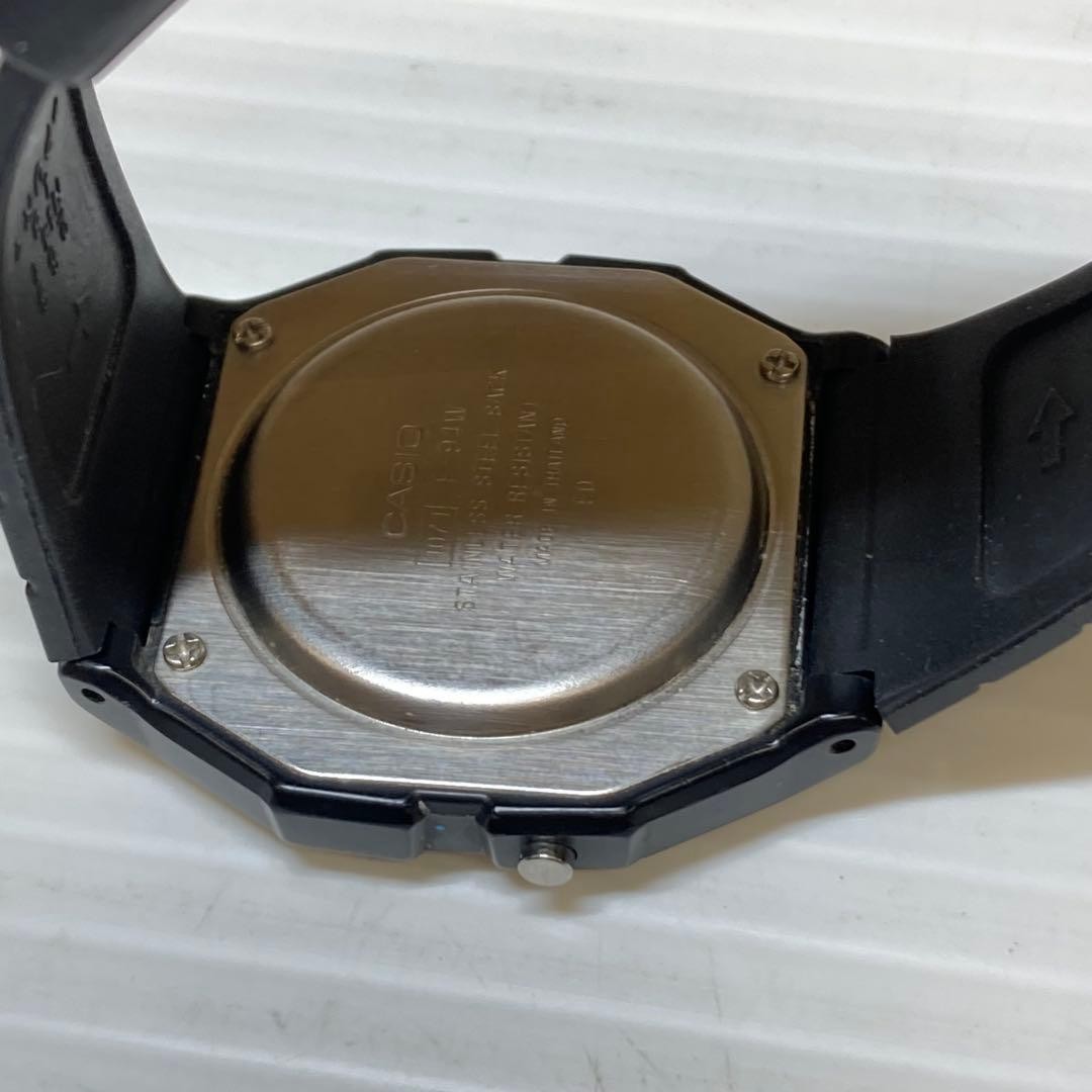 CASIO F-94W Digital Watch B305