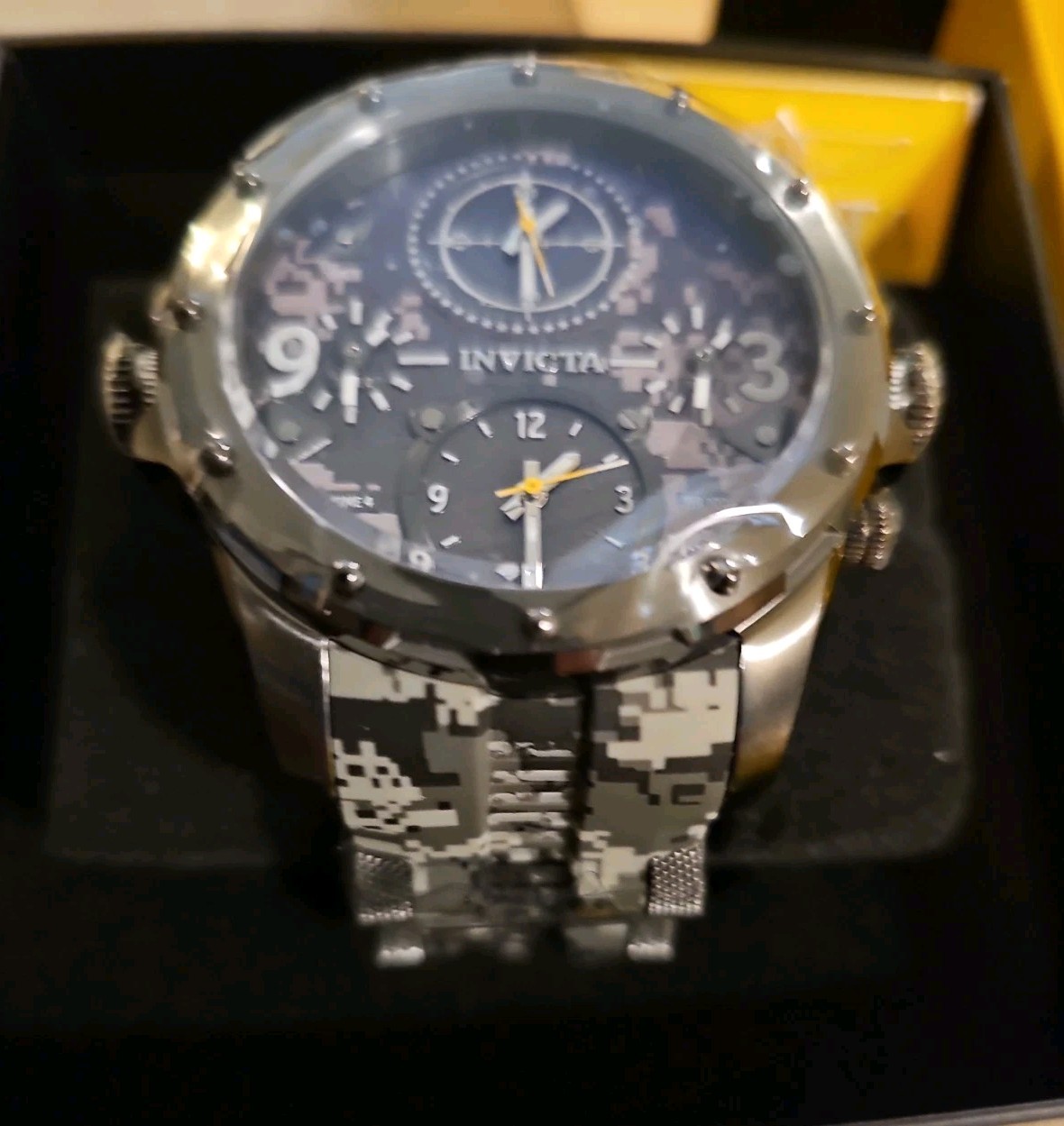 Invicta-Coalition Forces Army Camo (50mm) Multi-time zone,water res- 100m(10atm)