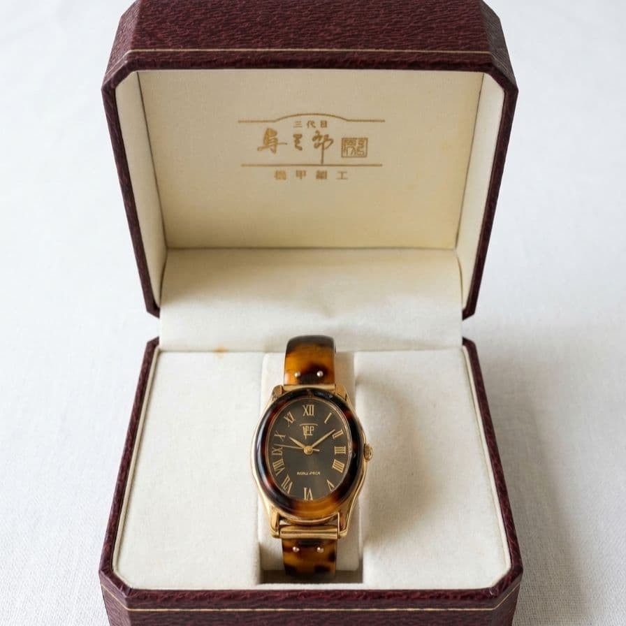Second Generation Yoshibaru Tortoiseshell Watch with Natural Diamonds Box Used