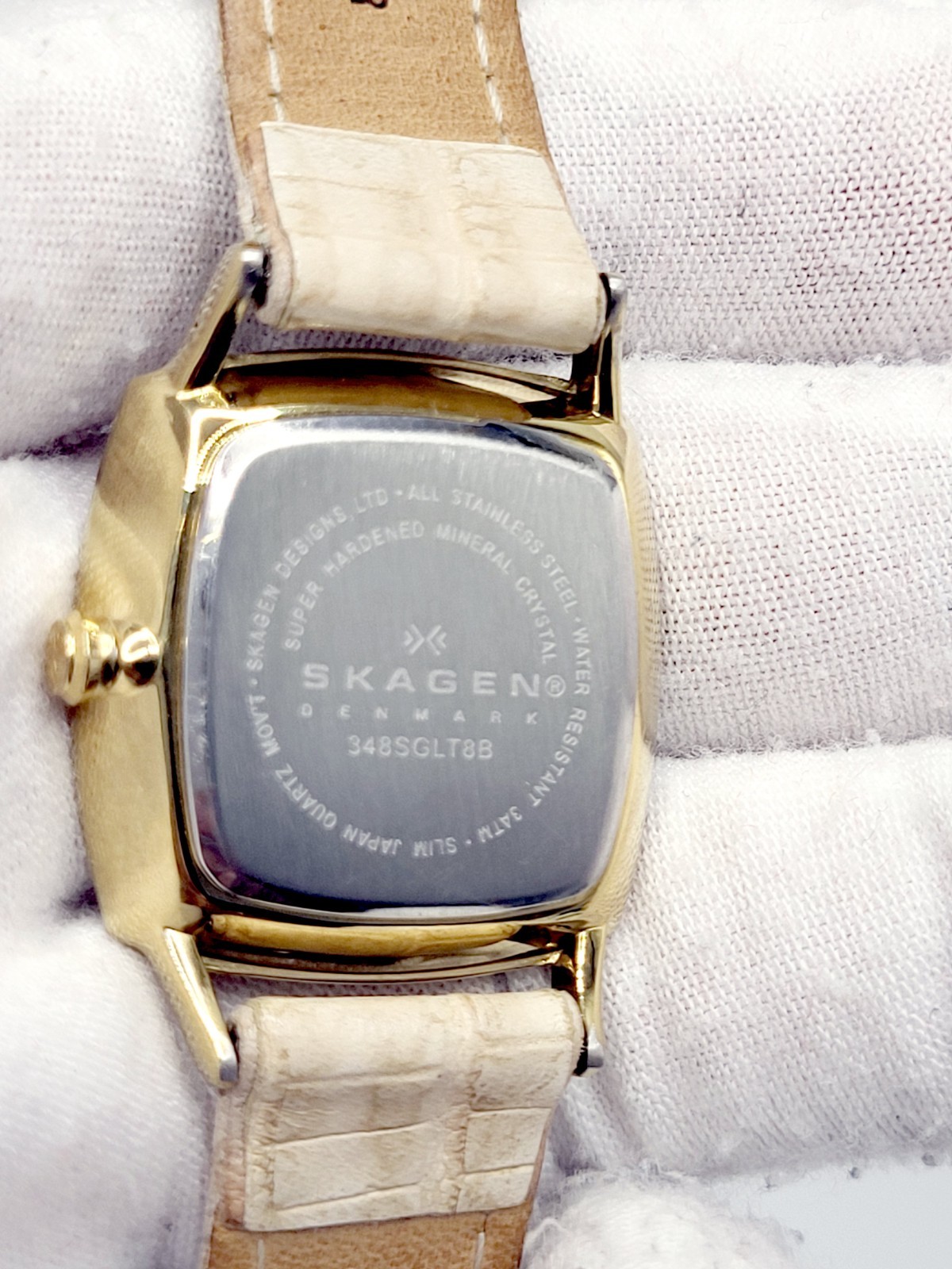 28mm Skagen MK348SGLT8B Mother of Pearl Dial Beige Leather Strap Women’s Watch