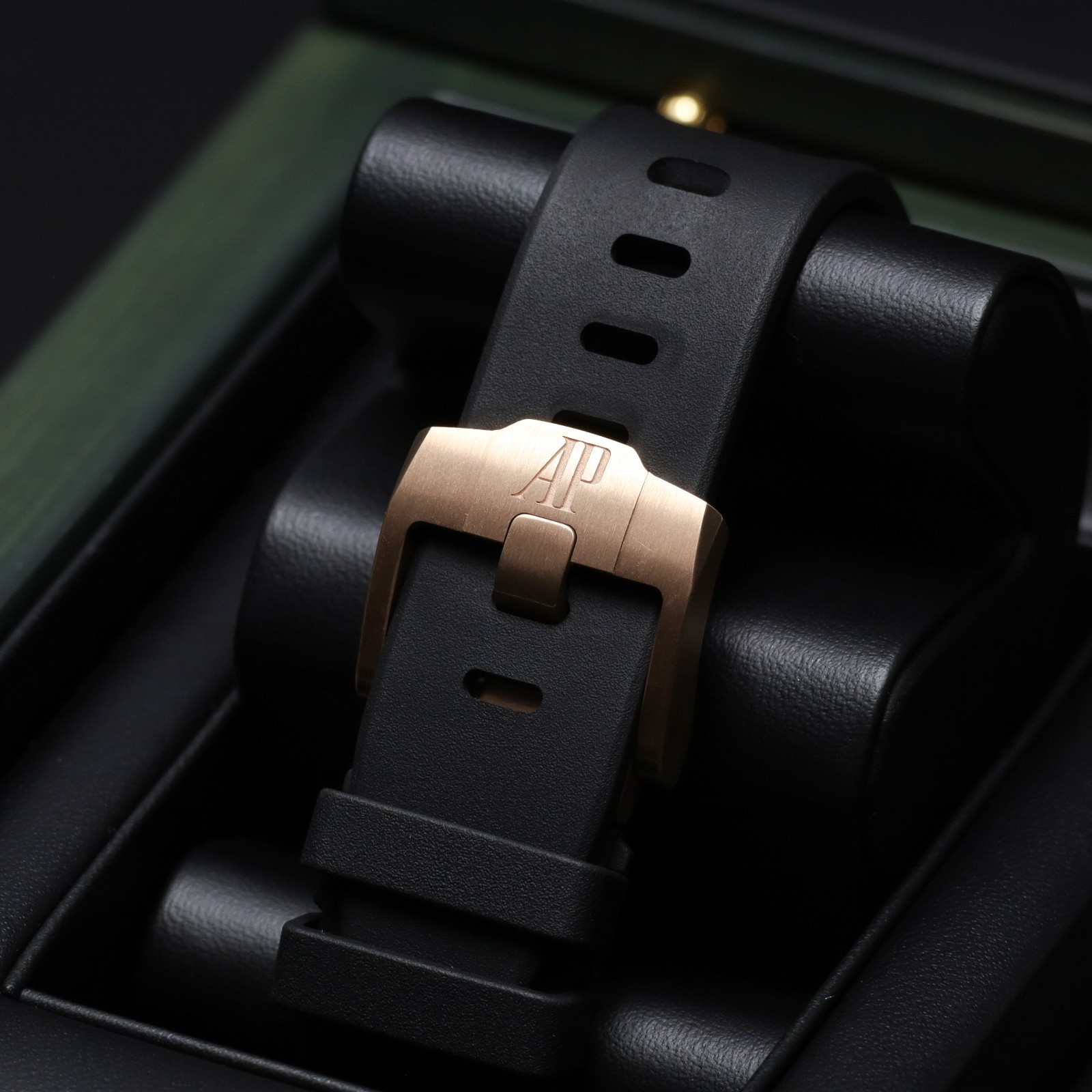 AP Royal Oak Offshore 42mm Rose Gold Grey Tapisserie Dial Rubber Strap 26238OK