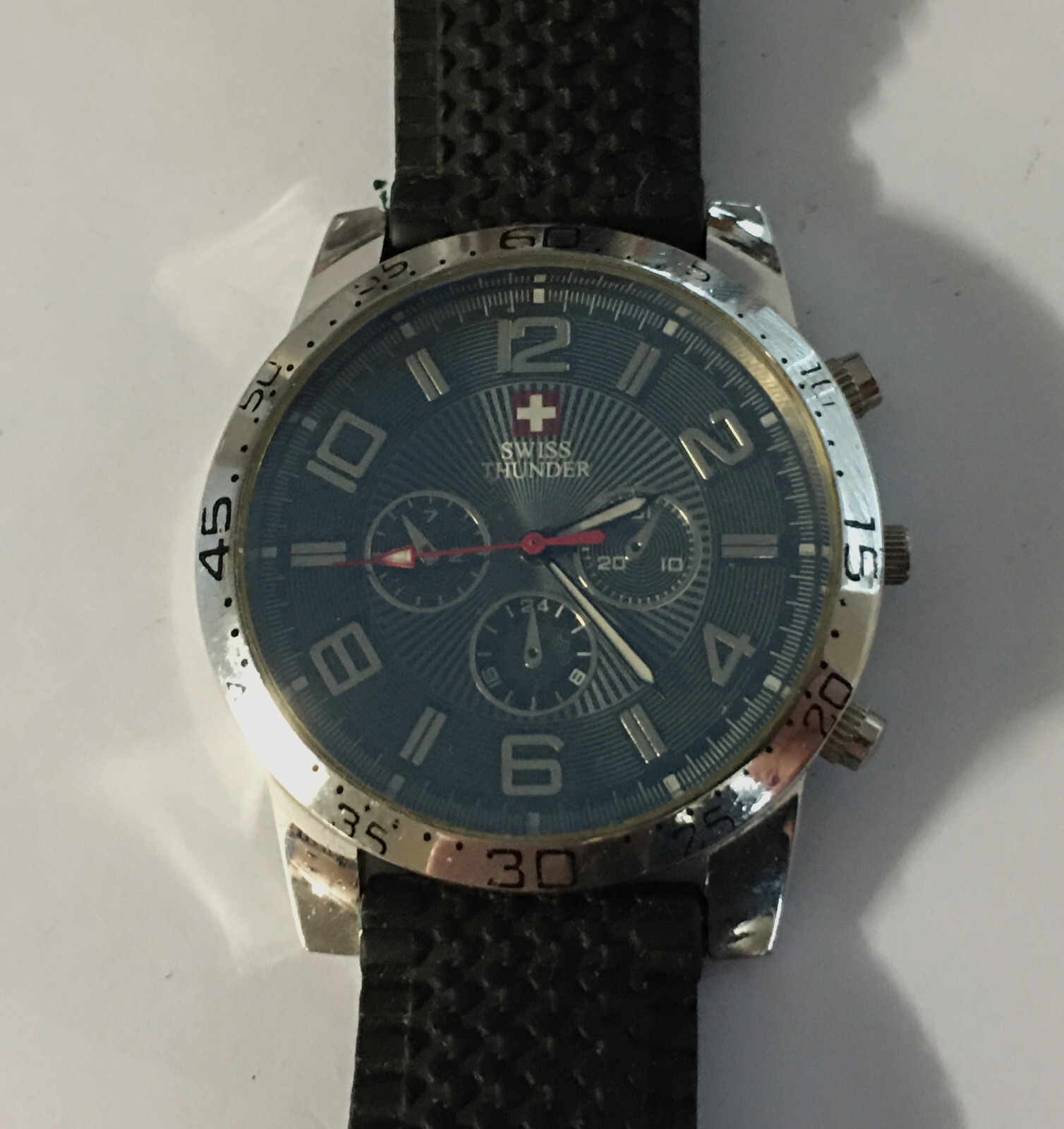 Modern ‘Swiss Thunder’ Gents Quartz Fashion Watch