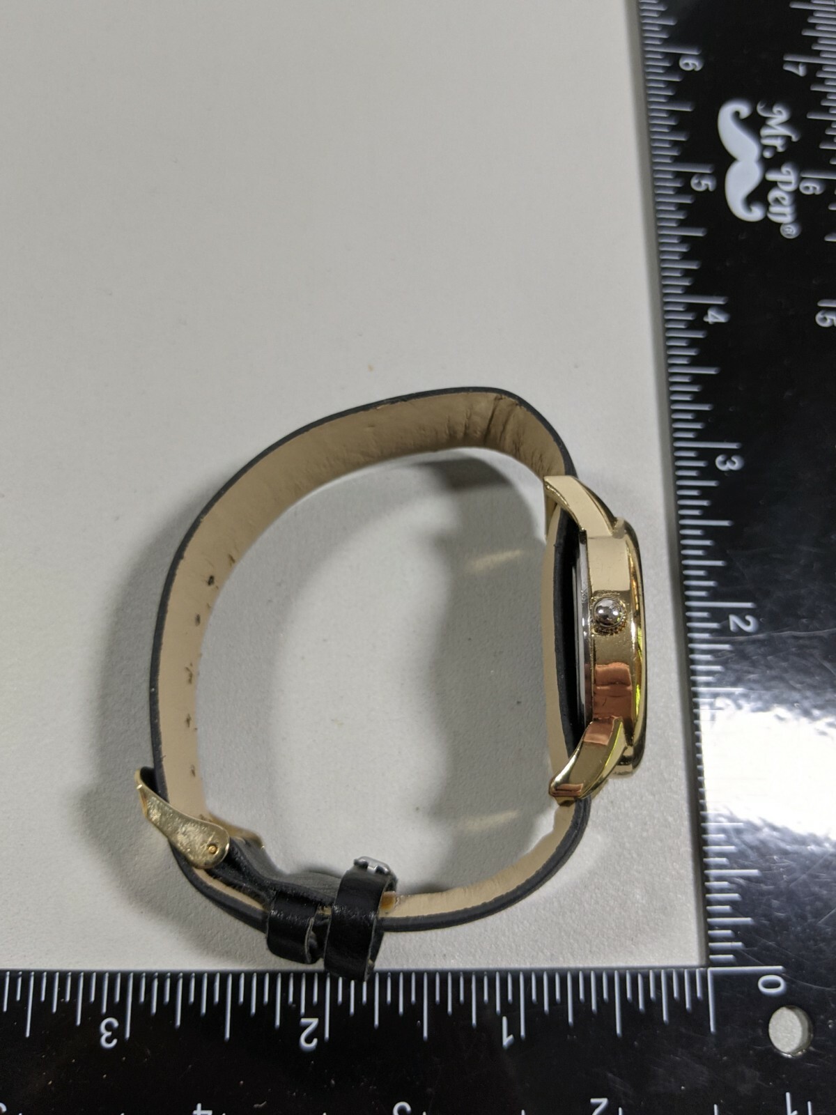 Green Pink Purple Round Gold Tone Case 34 mm Black Faux Leather Band Watch 9 In.
