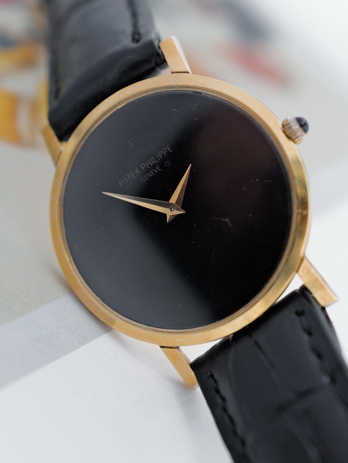 Patek Philippe Calatrava Reg.3512 Case Gold 18K Black Onix Dial With Crack