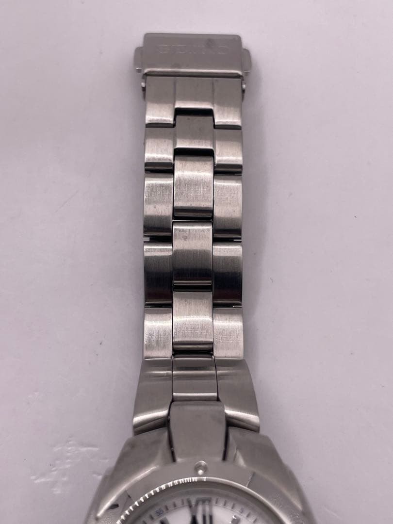 [Discontinued, Battery Replaced] Seiko Ladies 4F32-0010 Silver Business Watch
