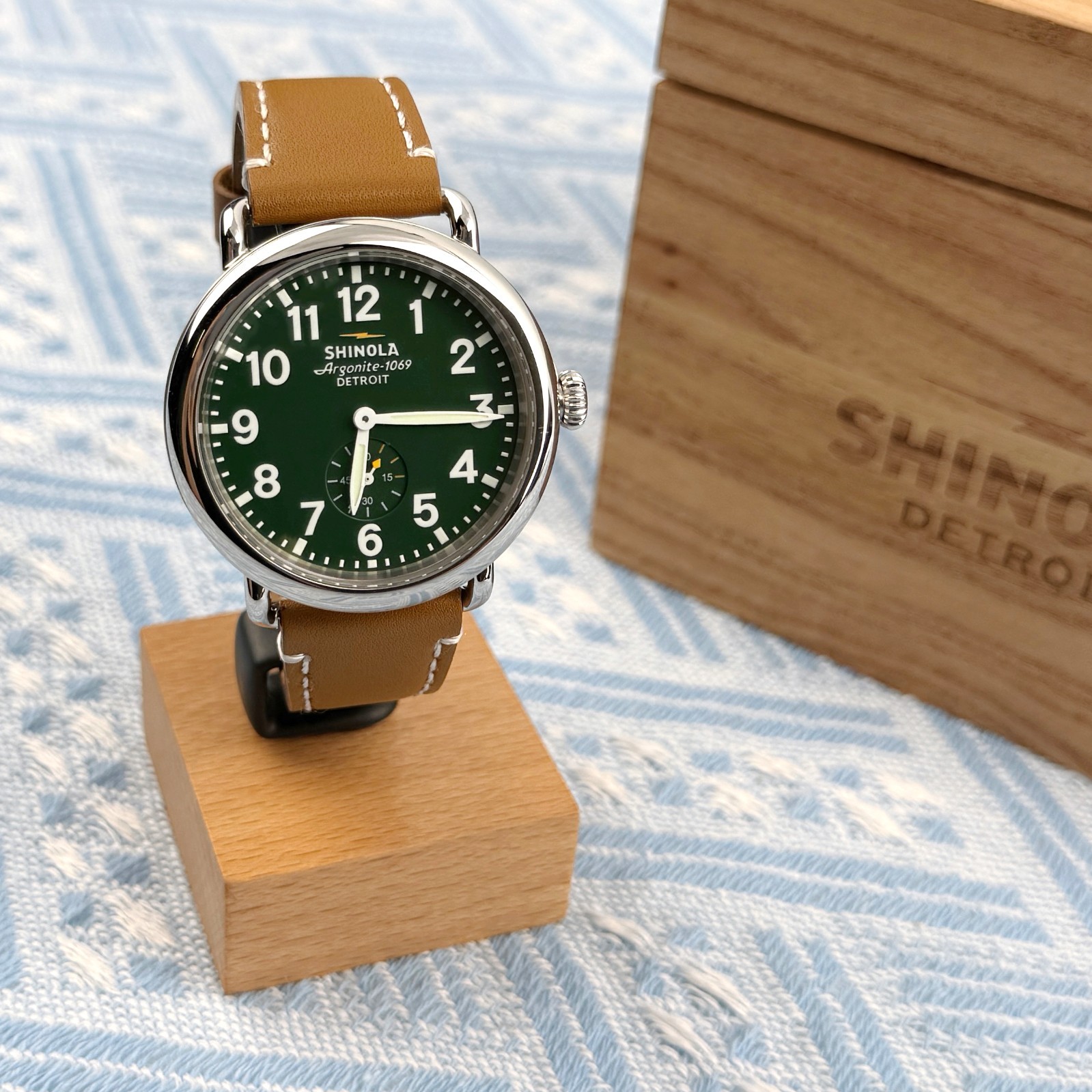 New Shinola The Runwell Green Dial Tan Leather Strap Quartz Men’s Watch 41mm