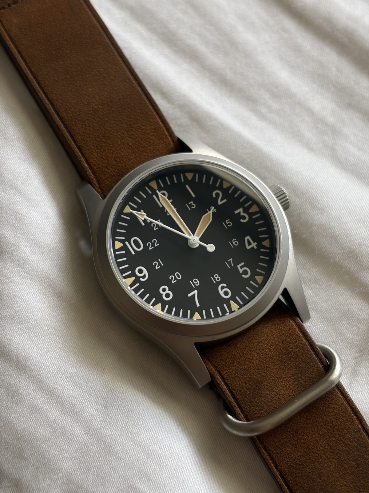 Retro Military VH31 Quartz Watch 37mm Sapphire 100m + 2 Straps (NATO & Leather)