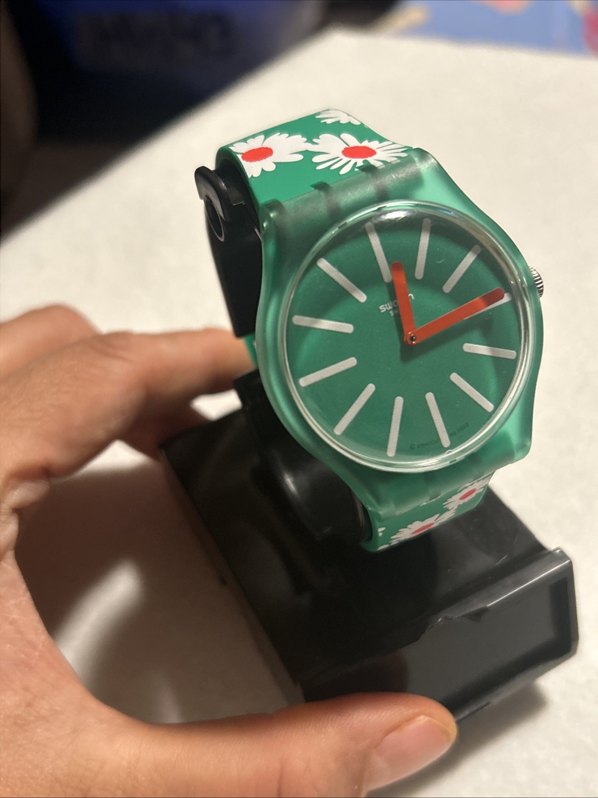 Swatch SO29G104 MEADOW FLOWERS THE MARCH COLLECTION Watch, Green,