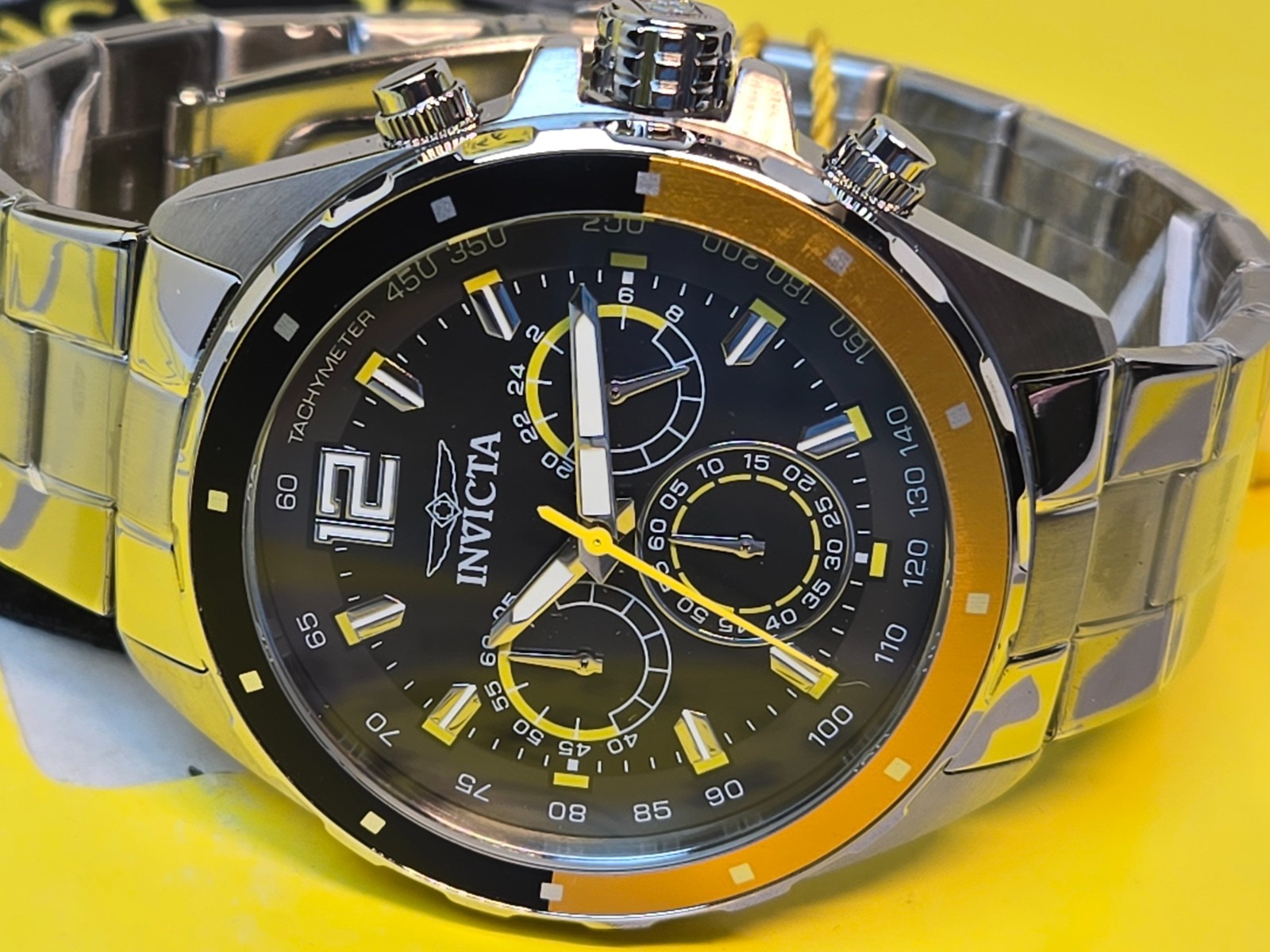 Invicta Special Edition Replica Racing Car w/ Invicta 44mm Speedway Bundle