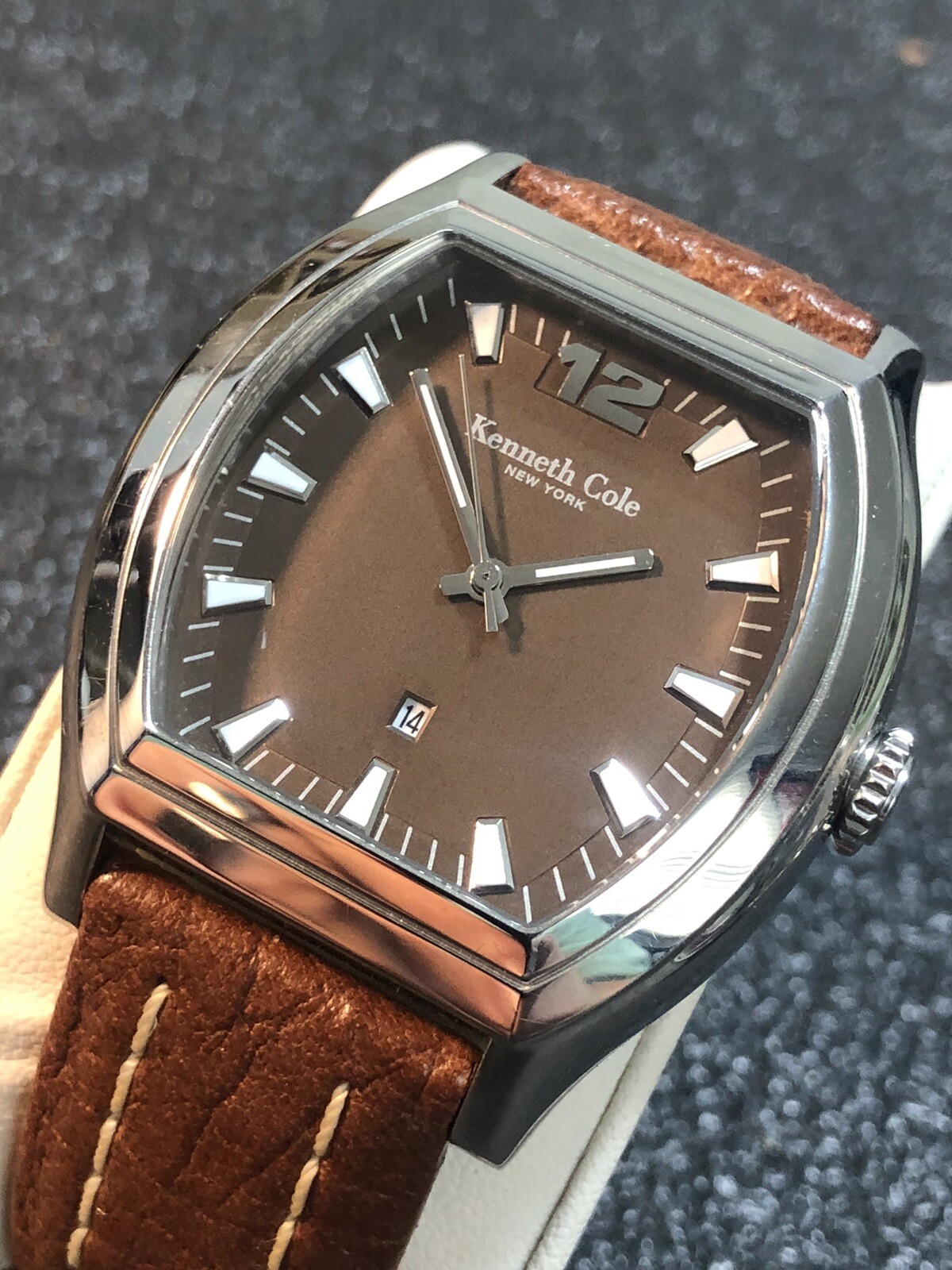 Kenneth Cole Men’s Watch Barrel/Tonneau Shape Bronze Tone Dial 43mm New Battery