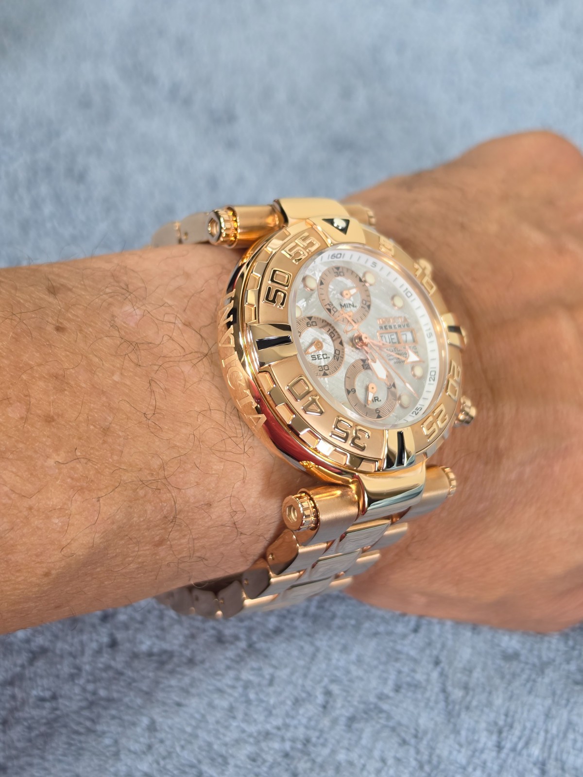 Invicta Subaqua Men Model 25566 – Men’s Watch Automatic 47mm