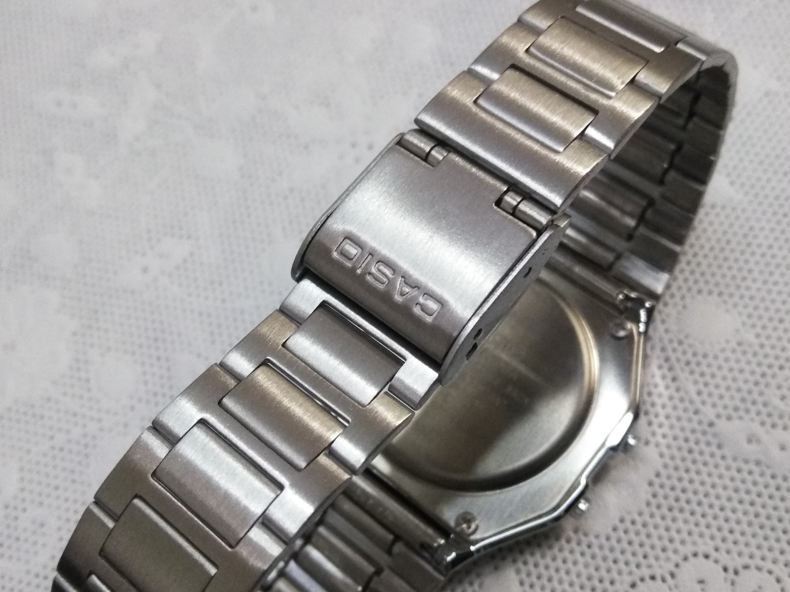 CASIO A158W-1 Unisex Classic Silver Digital A158 Sport Watch WR 30M NEW