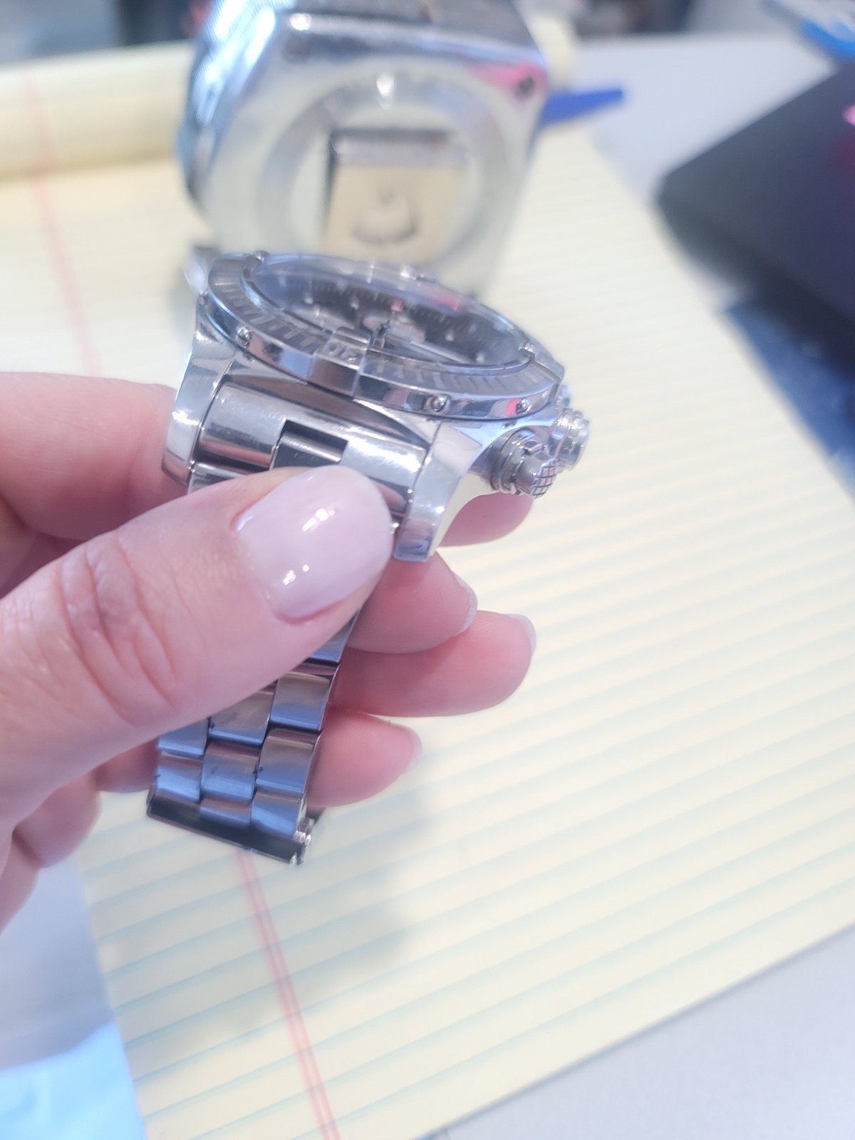 Breitling Super Avenger A13370