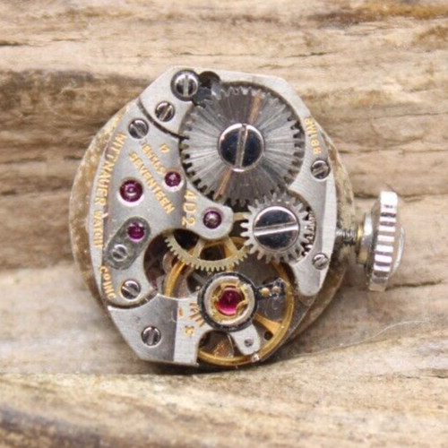 WITTNAUER GENEVE SWISS WATCH MOVEMENT 13.5mm 17j 4D2 RUNS (FR13)