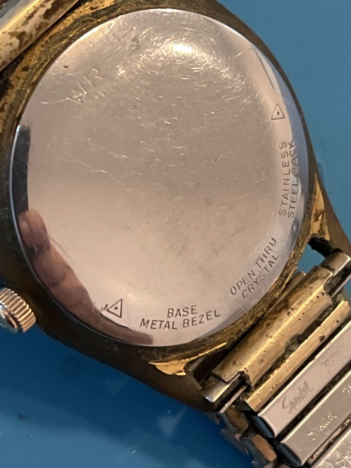 Benrus Automatic 25 Jewel Men’s Wristwatch Gold Tone Swiss