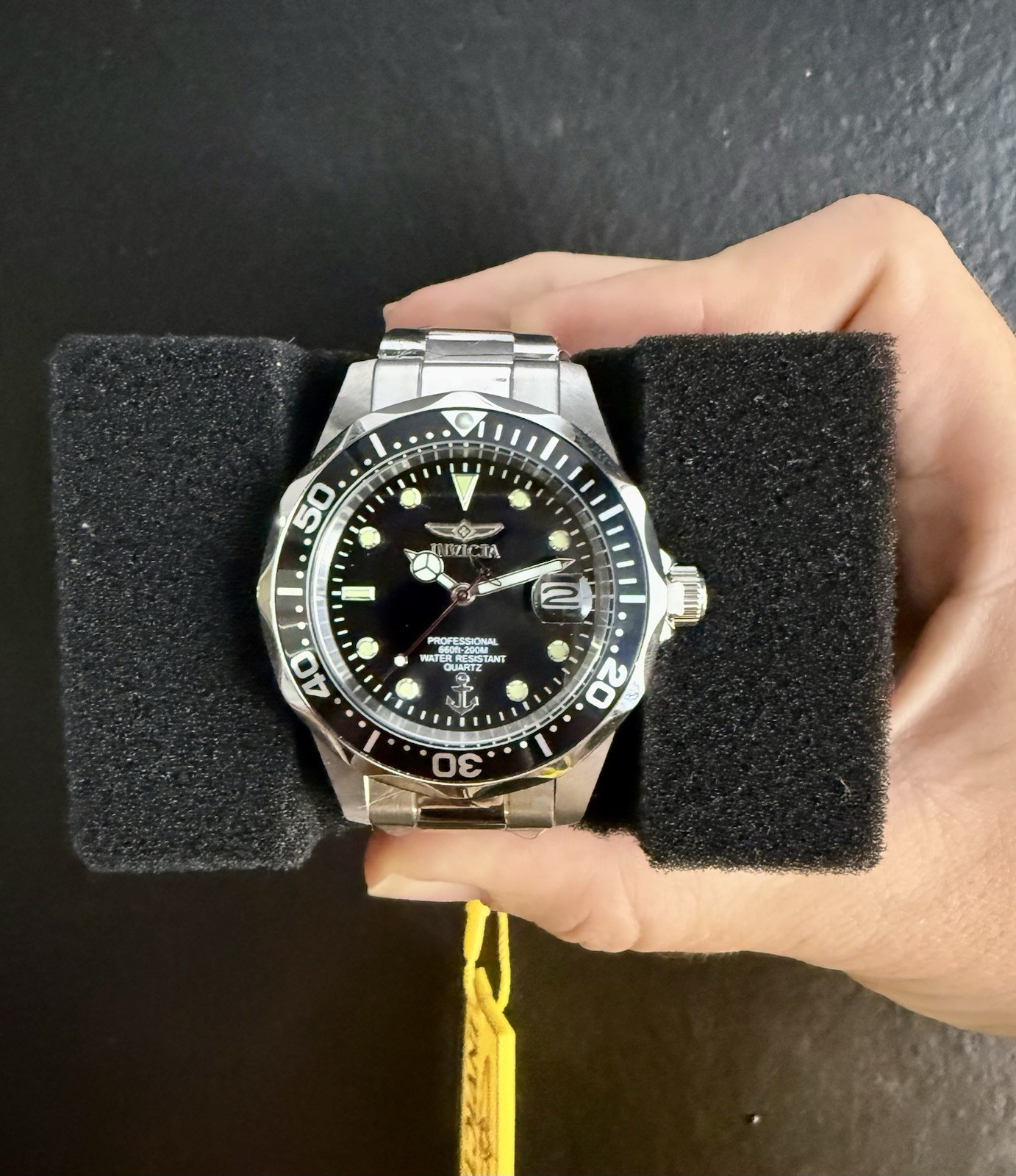 Invicta Pro Diver Men’s Quartz 200m Black Dial Date Stainless Steel Bracelet