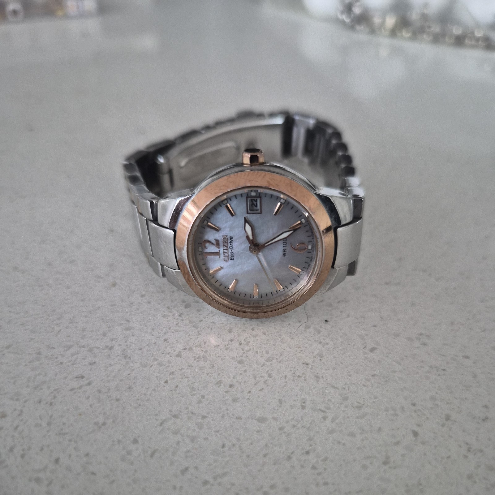 Citizen Eco-Drive E101 Women’s Stainless Steel Watch MOP Dial Date WR100