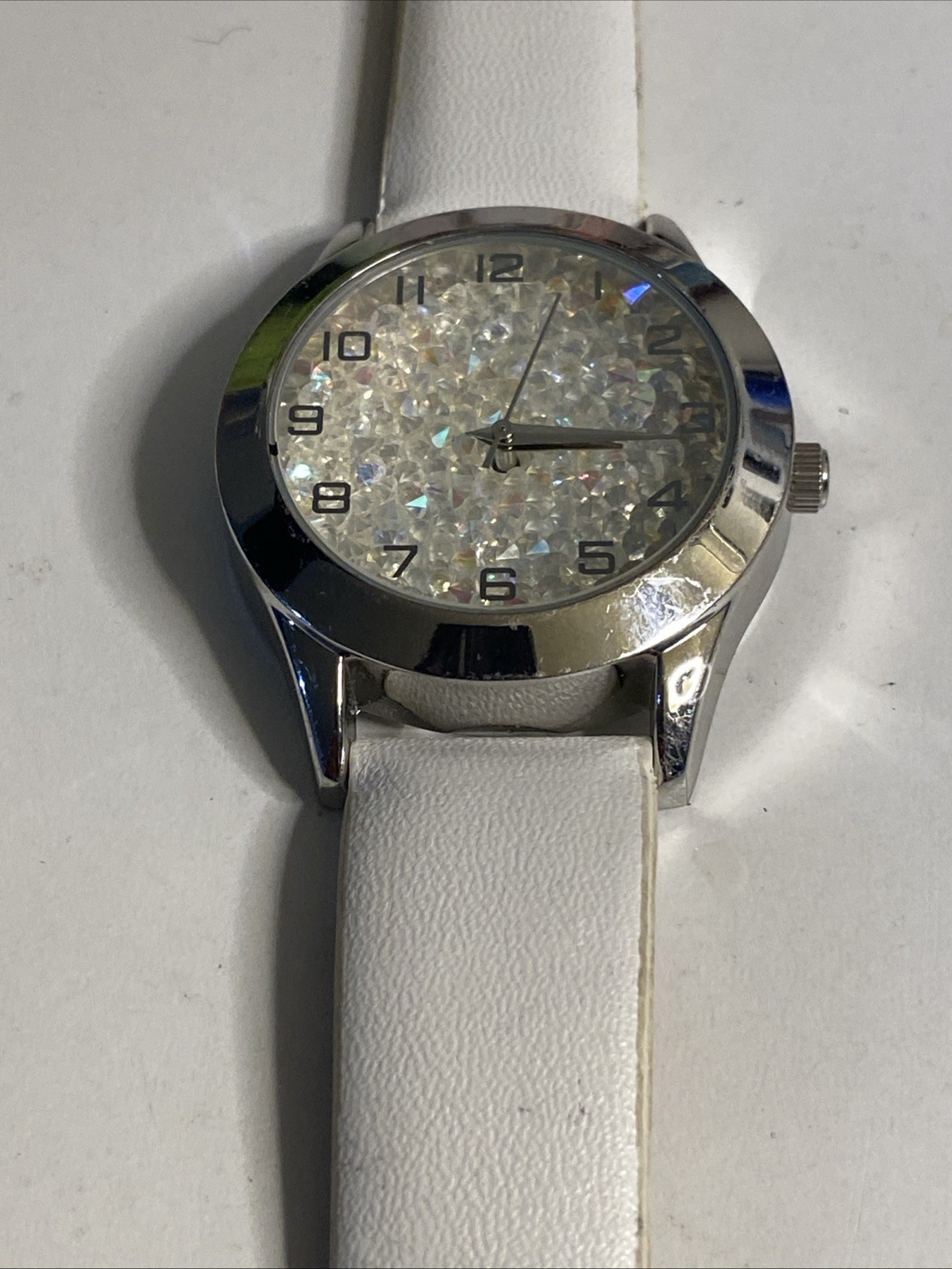 Unbranded Watch diamond Face White Band New Battery