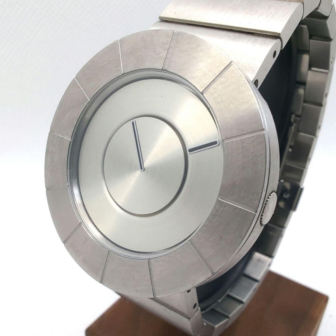 ISSEY MIYAKE TO Tio Yoshioka Tokujin design Men Watch NY0N001 Silver Very Good