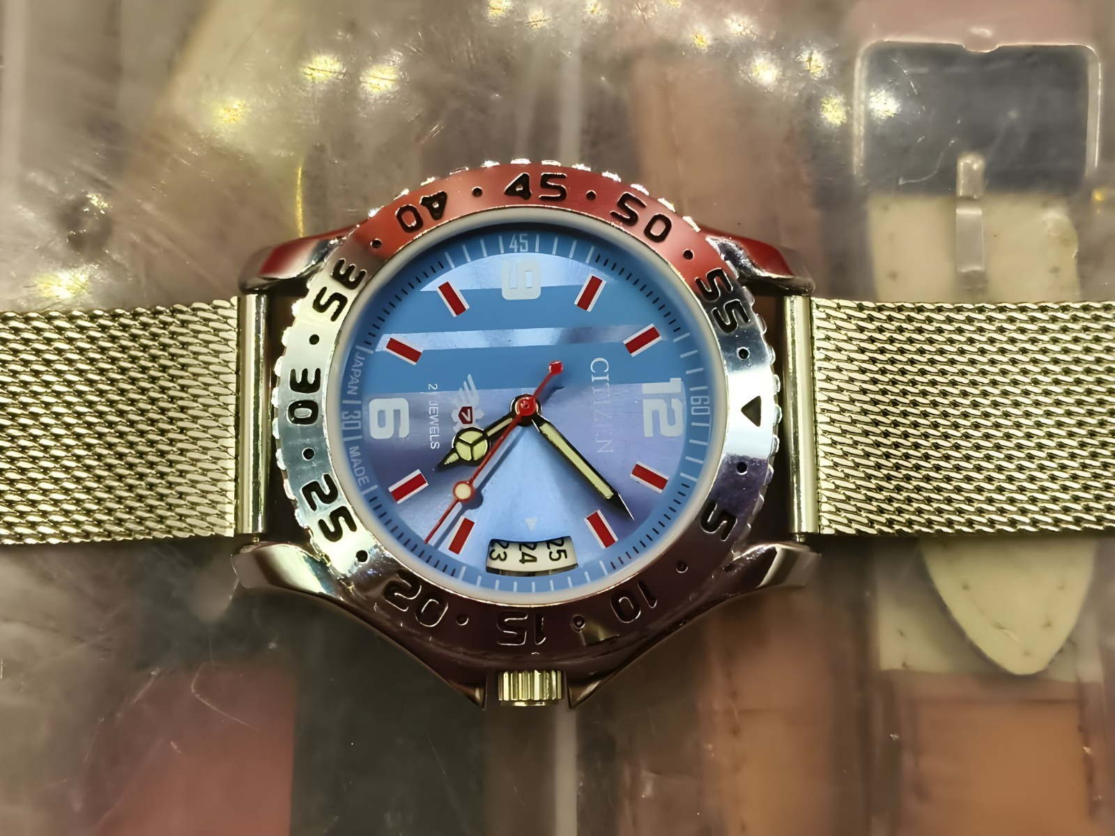 Automatic 8200 21Jewels Restored White Dial Blue Day/Date Mens Watch Vintage 67