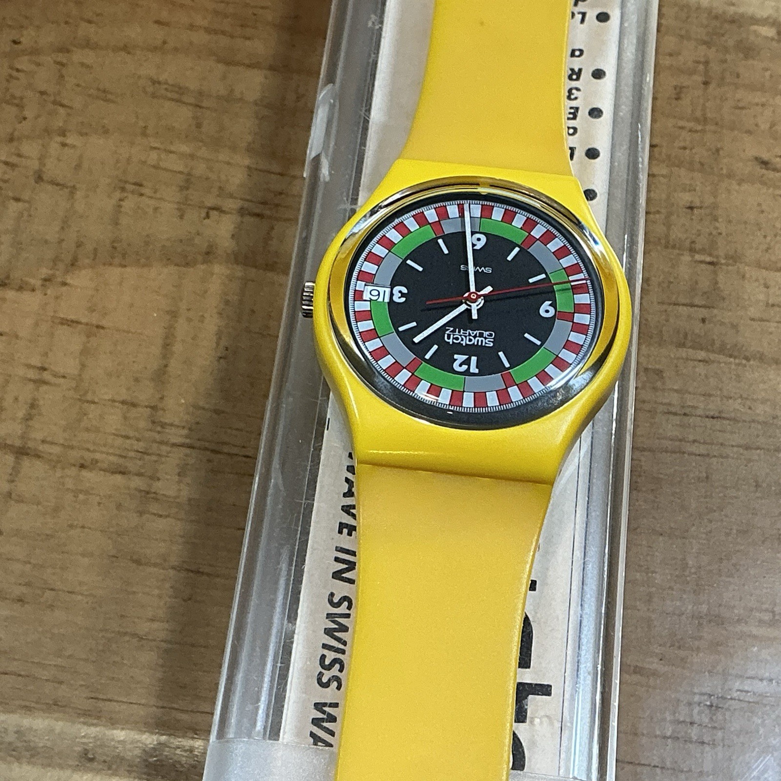 SWATCH – YELLOW RACER – GJ400 – 1984 – 1980’s – 34mm