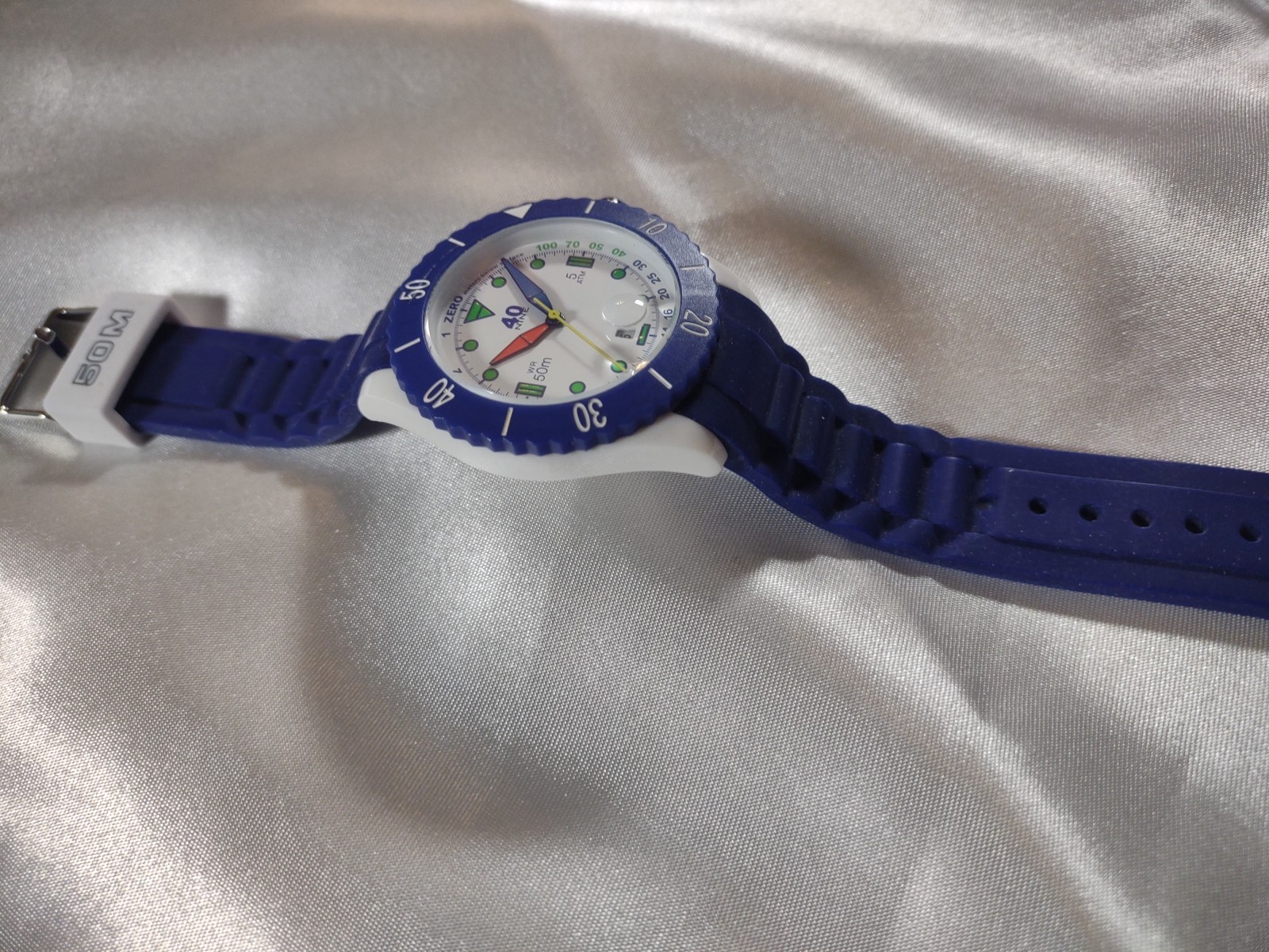40 Nine Quartz Movement Men’s Watch | Blue & White | WR 50m