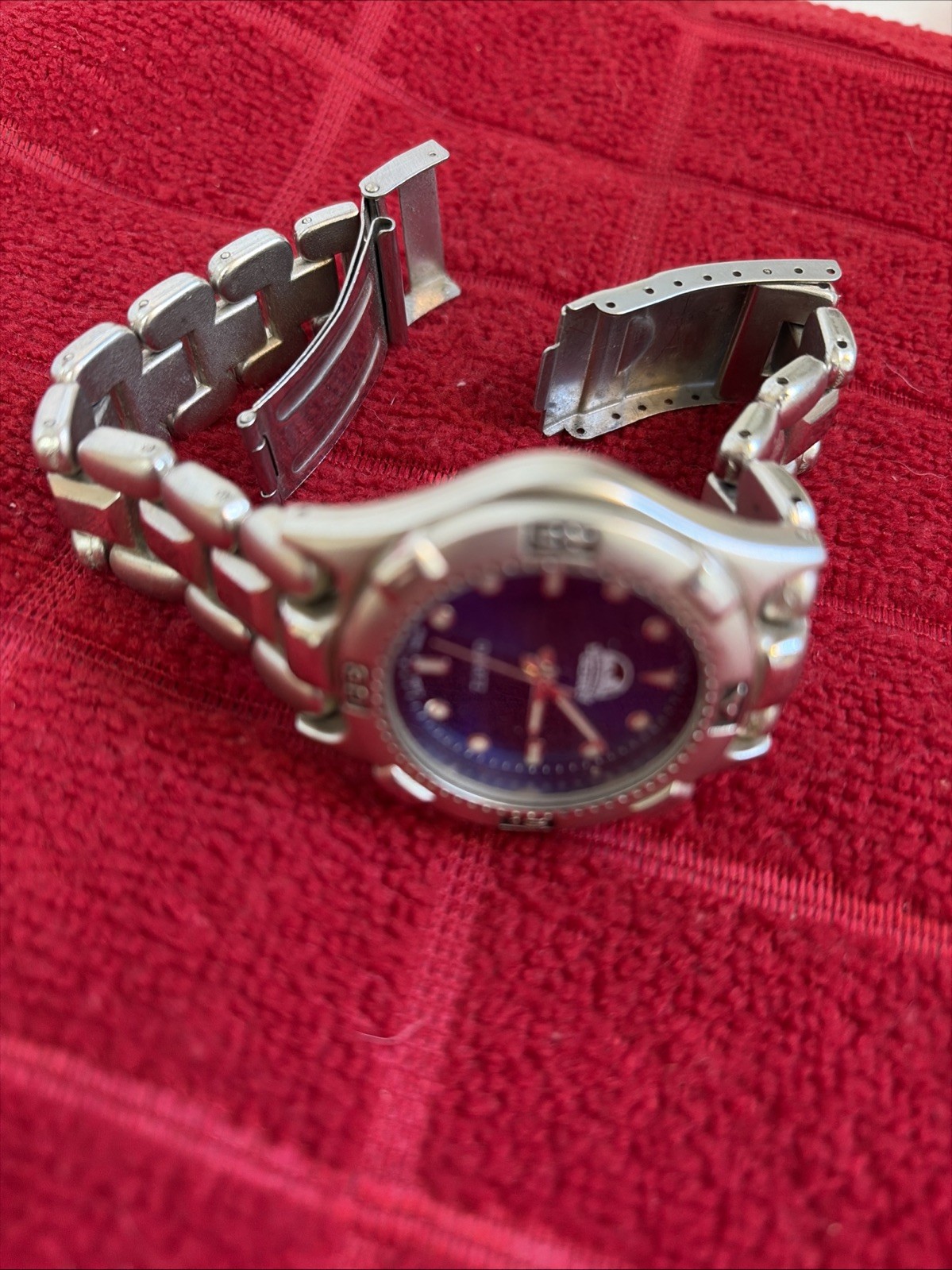 Innovage Gear Blue Face Tachymeter Watch; Silver Tone