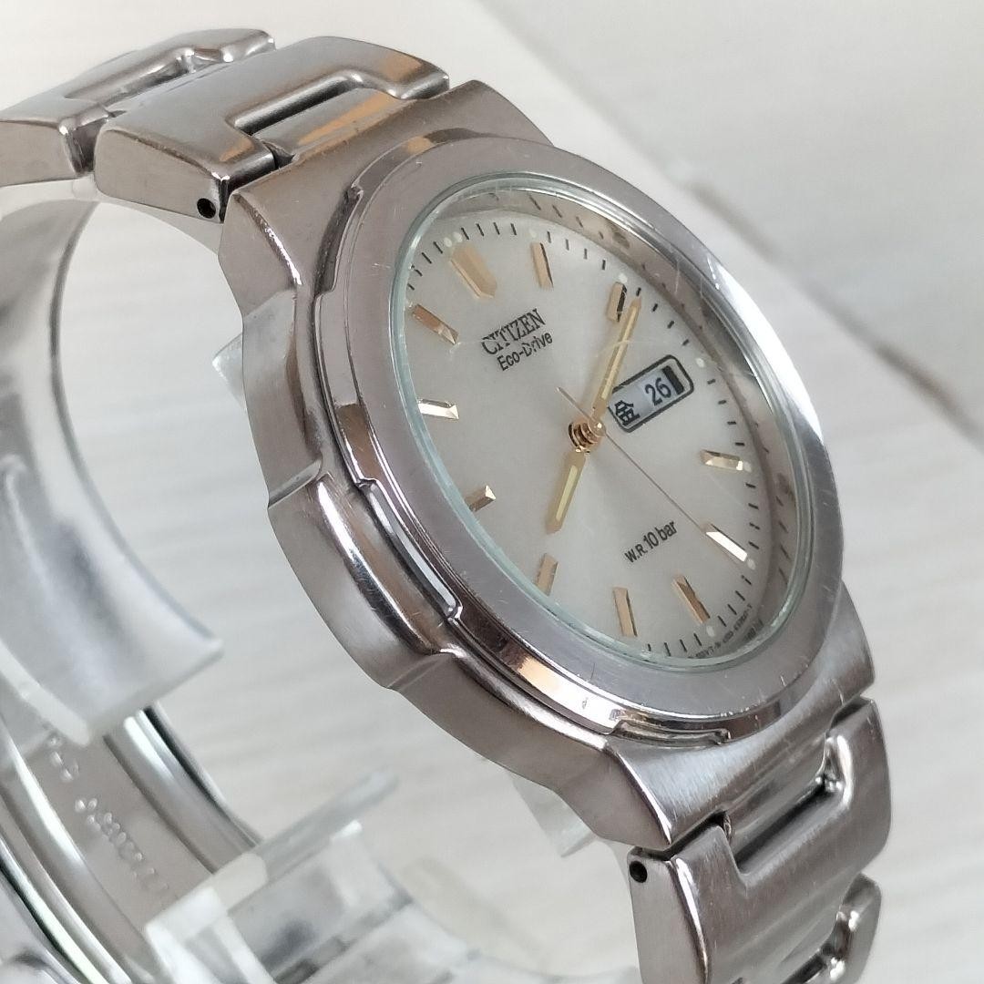 Citizen Men’s Watch E100-K17837 Eco-Drive (Working Condition)