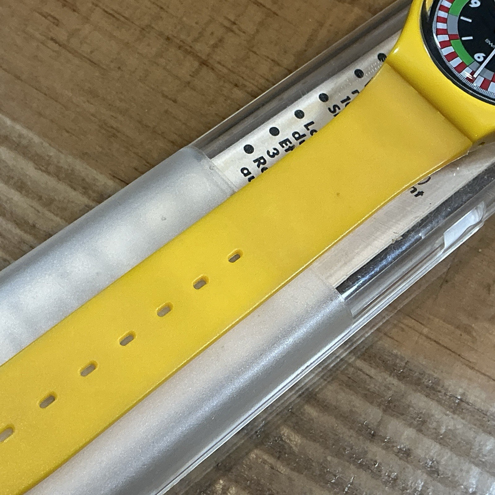 SWATCH – YELLOW RACER – GJ400 – 1984 – 1980’s – 34mm