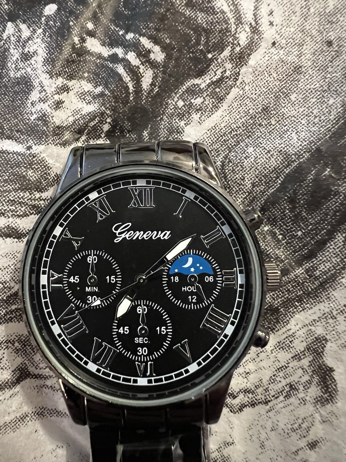 Geneva Men’s Quartz Moon Phase Watch Roman Numerals Black Dial Steel 42mm