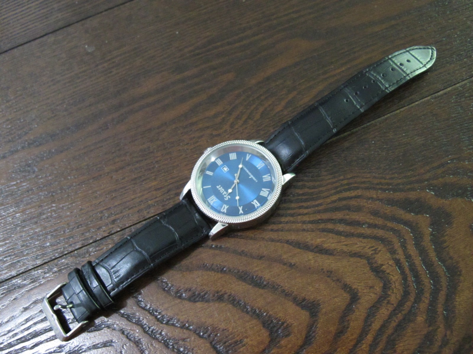 Stauer Wristwatch Blue Sunburst Dial Black Leather Strap Silver Case Roman Nume…