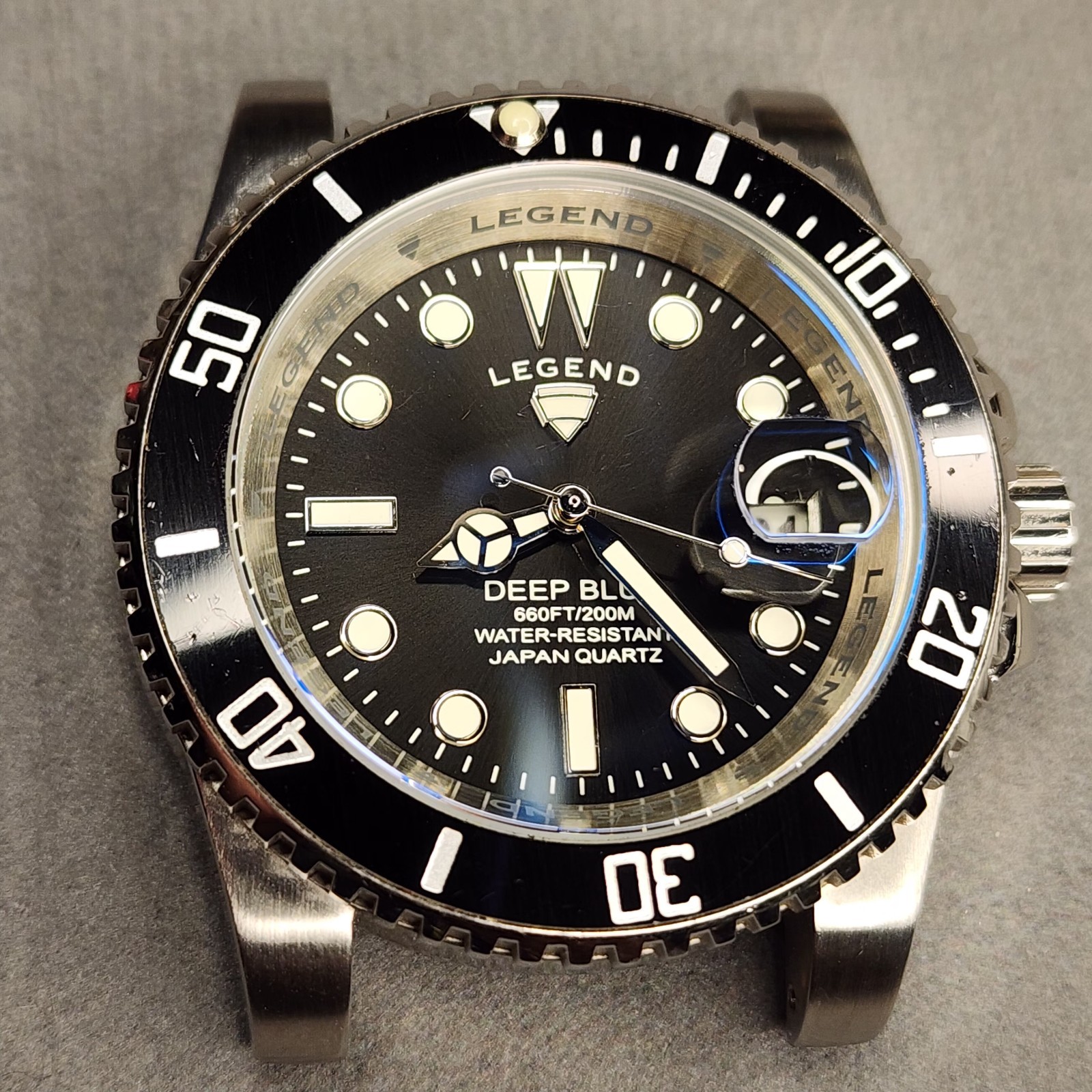 Legend Men 40mm Deep Blue Diver Auto Sapphitek Black Dial Silver Tone Watch READ