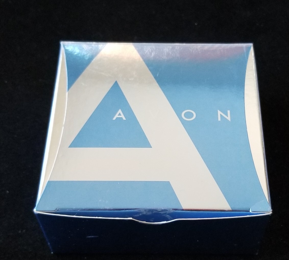 NIB Avon Brass Tone Cuff Watch MOP Dial Band Crystals 7″ Closed New Battery